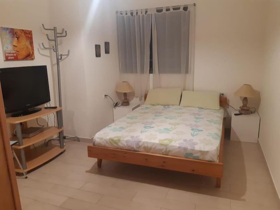 Adorable 3 Bedroom Brenner "Hill" Suite Giv'at Brenner Экстерьер фото